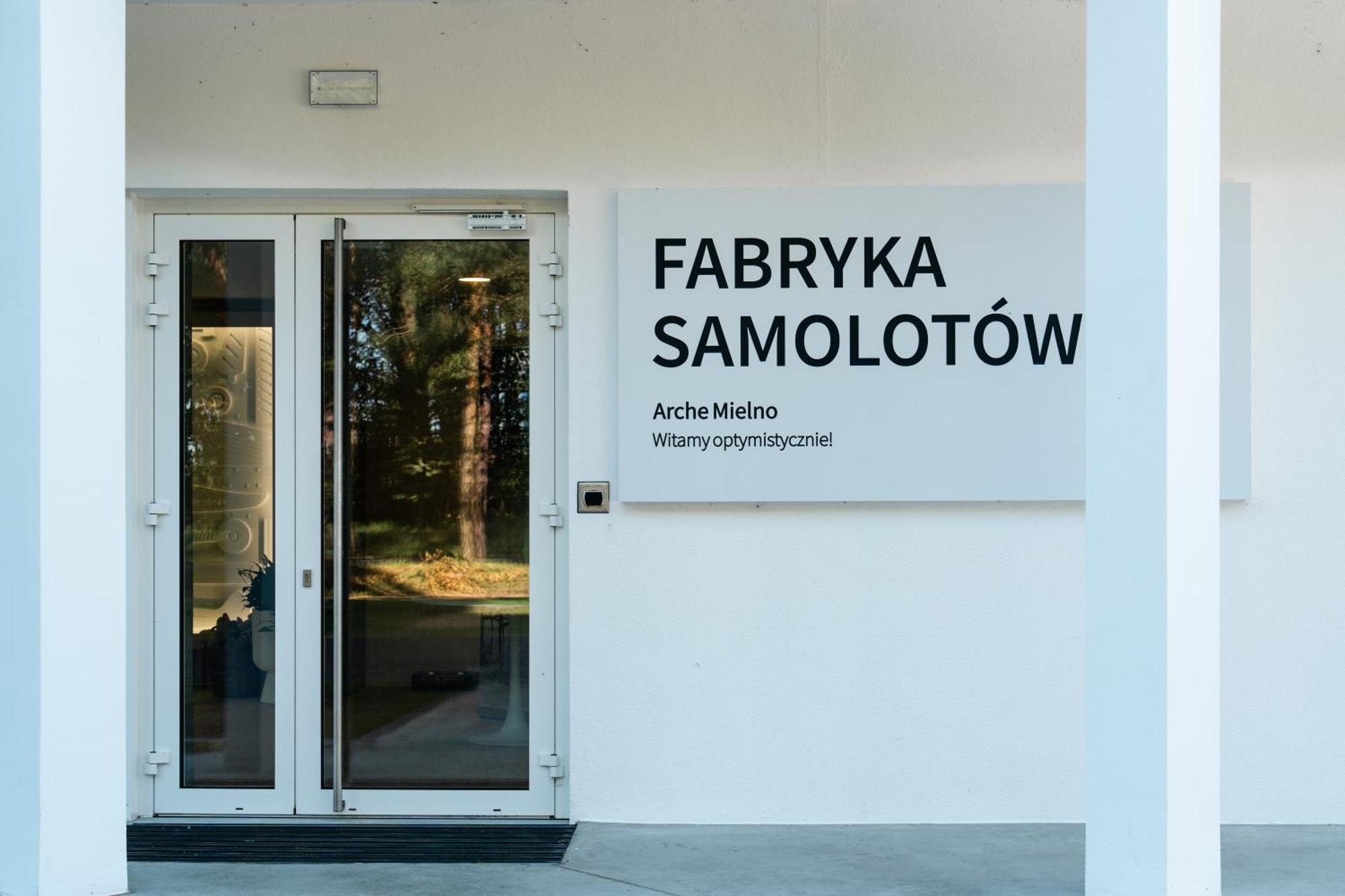Hotel Arche Fabryka Samolotow W Mielnie Mielno  Exterior foto